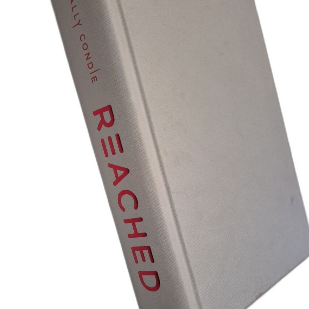 Reached by Ally Condie Hardback Book 3 Matched Series Dystopian YA